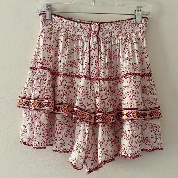 POUPETTE ST BARTH white and pink floral ruffle shorts - Picture 2 of 6